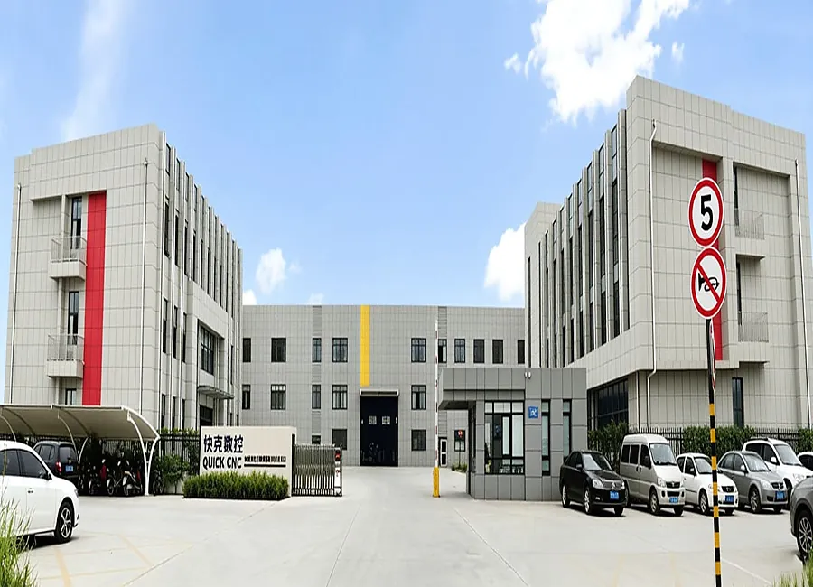 Usine Quick CNC assurant la préparation à l'exportation et la coordination de l'expédition par conteneur