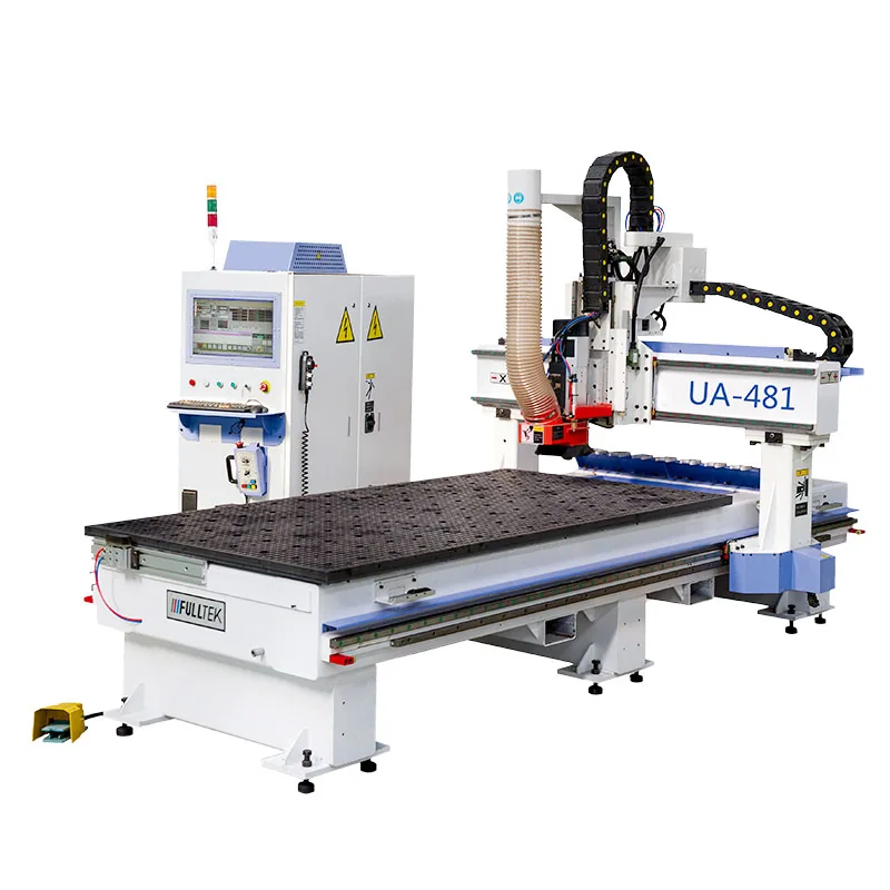 ماكينة الراوتر CNC UA-481 ذات 3 محاور مع مبدّل أدوات آلي من Quick CNC للأعمال الخشبية